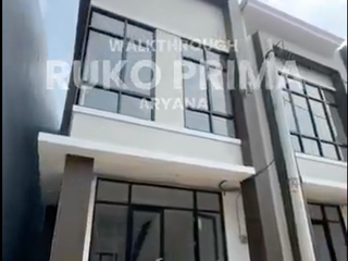 Ruko 1M-an di kawasan perumahan yg sudah hidup, 2 lantai, cocok untuk laundry, makanan, Supermarket dll