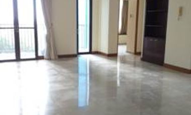 Dijual Apartemen Hamptons Park 3BR View Golf & Swimming Pool, Lokasi Premium Jaksel