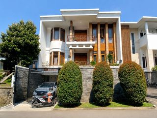 Rumah LELANG Cantik SHM siap huni nyaman di Setraduta ,Cimahi Utara
