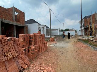 Rumah Depan LRT Puti Kayu KM 6 Palembang
