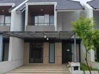 JUAL CEPAT DEPOK  2 LANTAI LOKASI NYAMAN STRATEGIS RUMAH MODERN SIAP HUNI