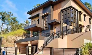House and Lot for Sale at Parkridge Estate, Antipolo City