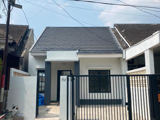Dijual Rumah Full Renovasi Siap Huni di Kawasan Strategis Serpong Selangkah dari BSD Plaza & Binus
