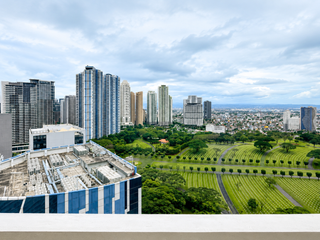 Rush Sale! 1BR Condo For Sale in BGC Taguig | Fifth Avenue Place High Floor