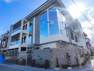 3 bedroom Luxury House and Lot in Greenwoods Executive Village, Taytay Rizal
