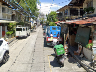 FOR SALE - Lot with Old House in La Loma, Quezon City