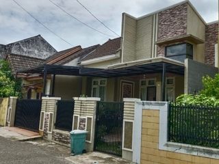 DIJUAL RUMAH FULL FURNISH KOMPLEK PHDM III KALIDONI PALEMBANG
