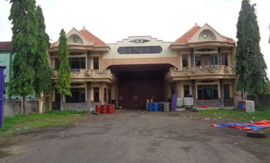 Dijual Tanah dan Bangunan Bekas Gudang Seluas 3.590 m2 - Pasuruan