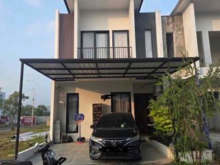 Dijual cepat rumah semifurnished 3 kamar dua lantai dekat Undip Tembalang Semarang