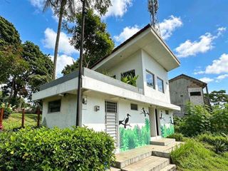 villa alam indah putih