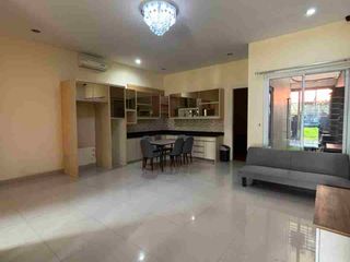 Rumah Luas, Pencahayaan Bagus di Cluster Alora, Lippo Karawaci