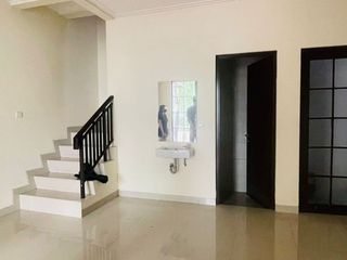 Dijual Rumah di Green Village, Uk.6x10.5m2, Hadap Selatan, Harga : 1.4M