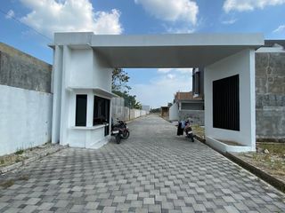 tanah kavlingan siap bangun lokasi sangat strategis dekat dari rs dr oen dan pusat kota solo baru
