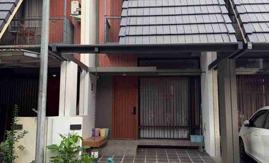 Dijual rumah Fleekhauz R Furnished nego