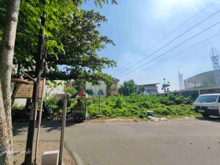 tanah cantik area kampus ums