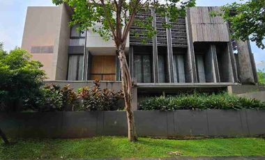 Rumah Garden House PIK LT 453 hoek 4+1 BR 2.5 lantai