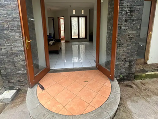 Disewakan Rumah Hunian Di Perumahan Telaga Golf Sawangan, Sawangan, Depok