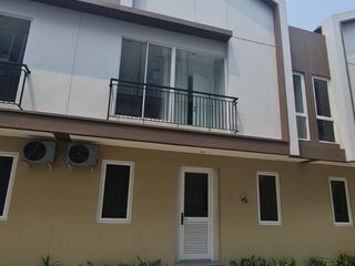 DIJUAL RUMAH FULL FURNISHED BY DEVELOPER ZENA AT THE MOZIA BSD