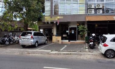 DIJUAL / DISEWAKAN GEDUNG USAHA RESTORAN & SPA 4 LANTAI DI DEKAT LAPANGAN RENON, DENPASAR SELATAN BALI