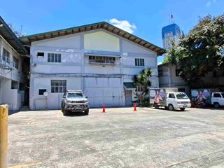 HOT SALE! 1,700 Sqm Lot with Warehouse for Sale – Mandaluyong City