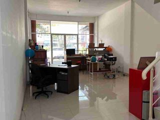 JUAL RUKO 2½ lantai  siap usaha