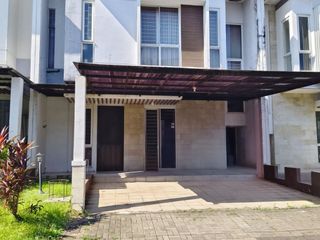 Dijual Rumah Cakep 2 Lantai (8Mx15m) The Green Cluster Royal Blossom