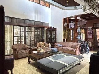 Rumah, 2 Lantai, SHM, di Buah Batu
