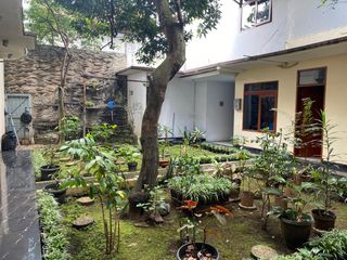 Rumah Mainroad Jl Supratman Bandung Kota
