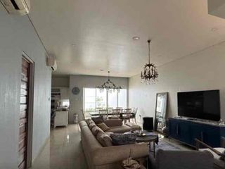 Dijual Rumah di Jalan Loka Indah Kota Jakarta Selatan, 237m, All In!