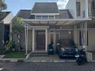 disewakan rumah minimalis full furnish didekat  kampus al-azhar
