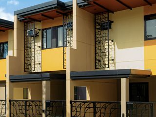 Silver Expanded 3-Bedroom Townhouse Unit for Sale – Block 25 Lot 45 | 42.5 sqm Lot Area | 60 sqm Usable Floor Area | Lipa City, Batangas