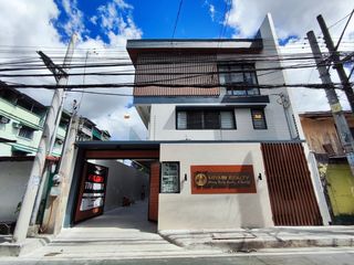 For Sale! Townhouse  near Bonny Serrano Cubao Quezon City -AJCQ