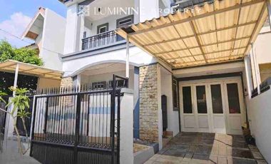 DIJUAL RUMAH SIAP HUNI DI ANGGREK LOKA,BSD CITY - TANGSEL (EV)