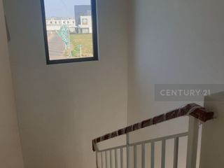 Ruko Savoy Jakarta Garden City Disewakan | 2 Lantai | Lokasi Strategis