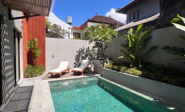 Villa modern, dijual area Sanur.
