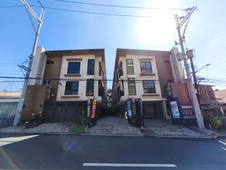 3 Storey with 4 Bedrooms Townhouse For Sale in Teachers Village Quezon City near City Hall-JV2