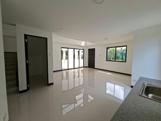 Brand New 5-Bedroom Single Detached House for Sale in Vista de Bahia, Tayud, Consolacion, Cebu | RFO