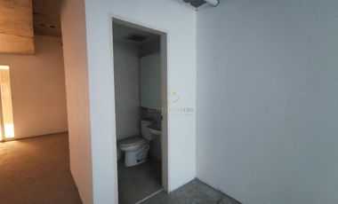 Medical Clinic Space for Sale with Parking in Centuria Medical Makati