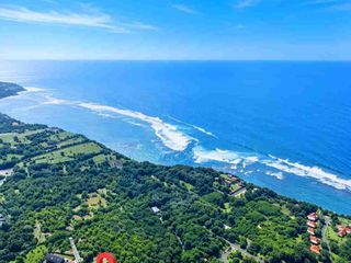 LAHAN FULL PEMANDANGAN LAUT DI BAWAH MERCUSUAR BUKIT BADUNG PANDAWA BALI