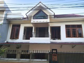 Rumah 2 lantai SHM Dijual Di Cipinang Indah, Duren Sawit