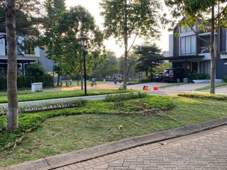 Dijual tanah hook di lokasi strategis di Kebayoran Harmony