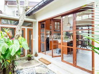 DIJUAL VILLA DENGAN 2 KAMAR TIDUR DI PADONAN