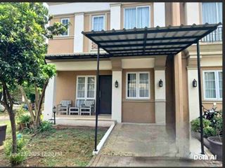 JUAL RUMAH BSD DALAM CLUSTER POSISI HOEK RAPI SIAP HUNI BANGUNAN 2 LANTAI
