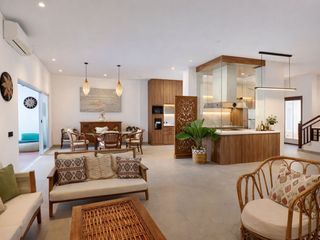 Dijual Villa Mewah 3 Lantai – Elegan, Nyaman & Siap Huni