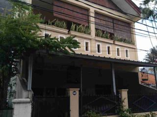 DIJUAL CEPAT RUMAH CIPUTAT STRATEGIS ARROW JALAN LEBAR