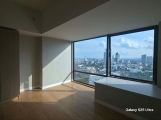 RFO Furnished 1-Bedroom Condo in Gorordo Cebu City near Ayala Mall