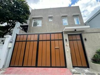 For Sale! House and Lot near West Ave Quezon City with 6 Bedrooms -AJCQ