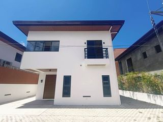 Single Detached House and Lot for Sale in Greenheights Village Paranaque 3 Bedrooms-JB