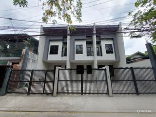 Mayamot Antipolo For Sale 3 Storey Townhouse 3 Bedrooms near SM Center Downtown RG