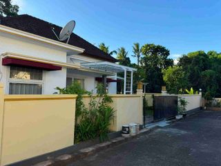 RUMAH SEMIVILLA LANTAI I DI KEDUNGU TABANAN BALI